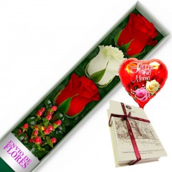 CAJA DE 3 ROSAS ROJAS Y BLANCAS MAS CHOCOLATE Y GLOBO DÍA DE LA MADRE