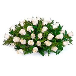 Ovalo de Condolencias con 35 Rosas Blancas