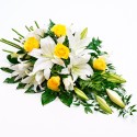 Arreglo de Flores para Condolencia con Rosas y Liliums amarillos