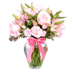 Florero Con 12 rosas y 10 Liliums Rosados más Mini Rosas