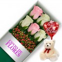 Caja de 6 Rosas Mix Rosadas y Blancas + Peluche y Globo